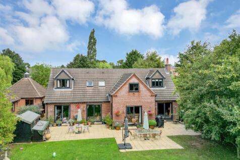 94 Grantham Road WEB PH-6.jpg