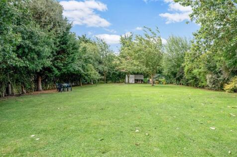 94 Grantham Road WEB PH-24.jpg