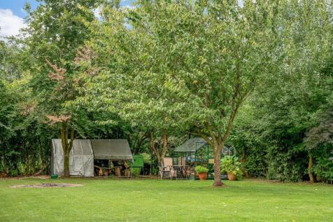 94 Grantham Road WEB PH-29.jpg