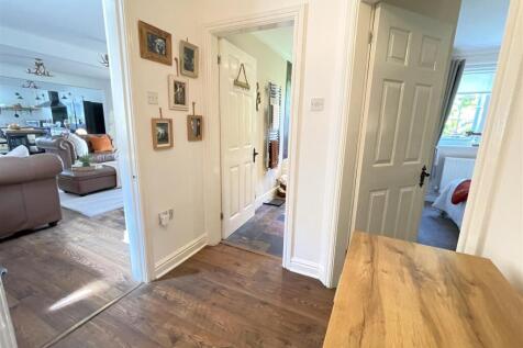 INNER HALLWAY