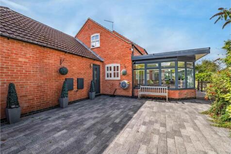 Tinkers Lodge-01.jpg
