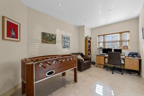 23 North Lodge Road-22.jpg