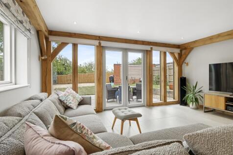 Oak Tree House WEB PH-48.jpg