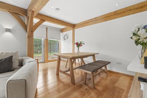 Oak Tree House WEB PH-33.jpg