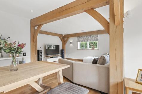 Oak Tree House WEB PH-35.jpg