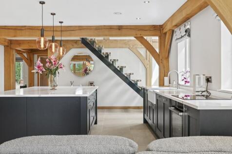 Oak Tree House WEB PH-47.jpg