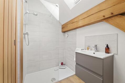 Oak Tree House WEB PH-59.jpg