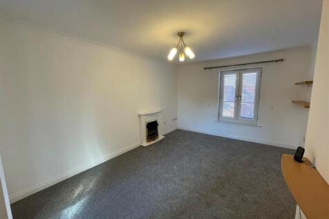 LIVING & DINING ROOM