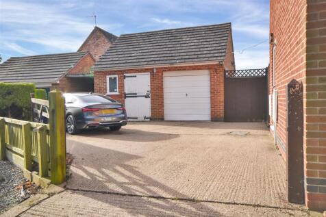 GARAGE/WORKSHOP