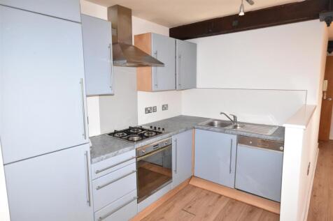OPEN PLAN KITCHEN