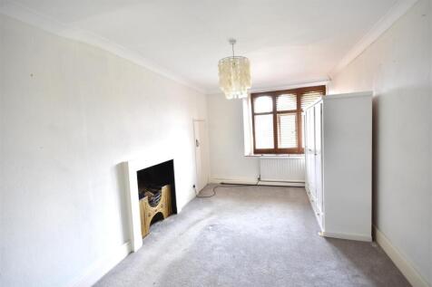 BEDROOM THREE (EAST)