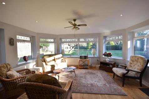 GARDEN ROOM