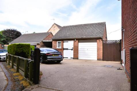 GARAGE/WORKSHOP