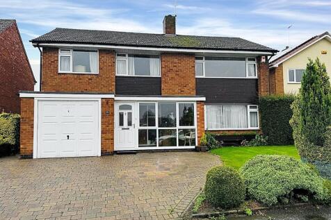 Front enhanced - 20 Grandfield Crescent.jpg
