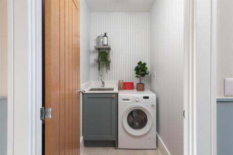 SHERBOURNE1037.jpg
