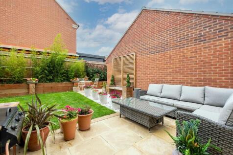 6 nowell close-low-9.jpg