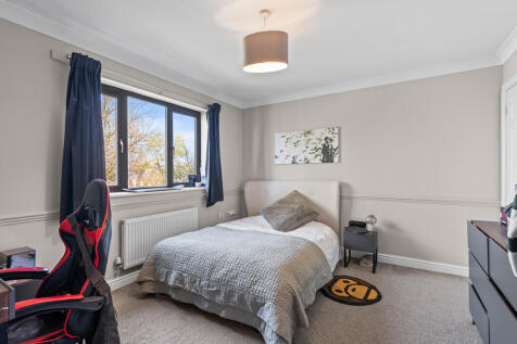 8 Valley Lane-29