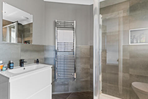 8 Valley Lane-32