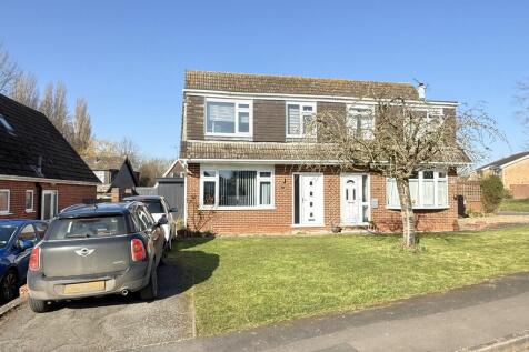 Chestnut Close 1