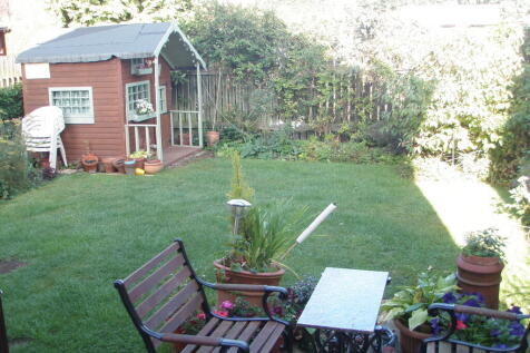 19 Walnut garden