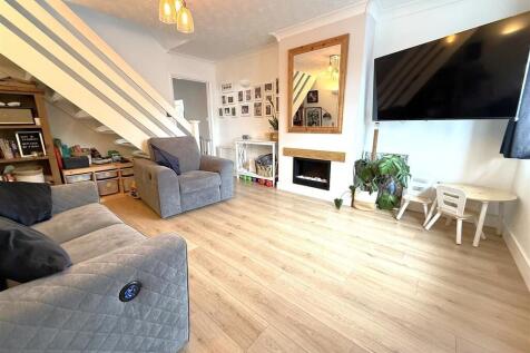 EMDNAYCeuEOVb7HMD...