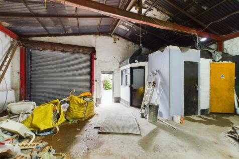 CAM03844G0-PR0007-STILL003.jpg