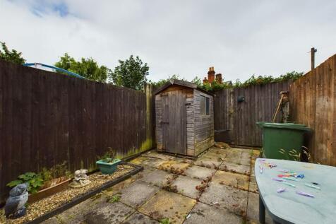CAM03844G0-PR0037-STILL033.jpg