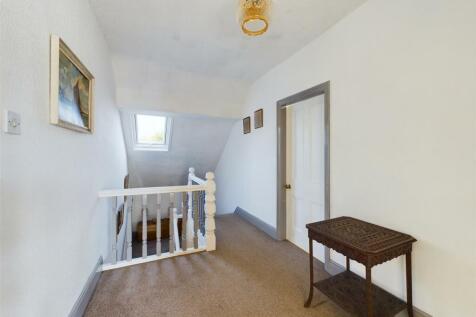CAM03844G0-PR0084-STILL019.jpg