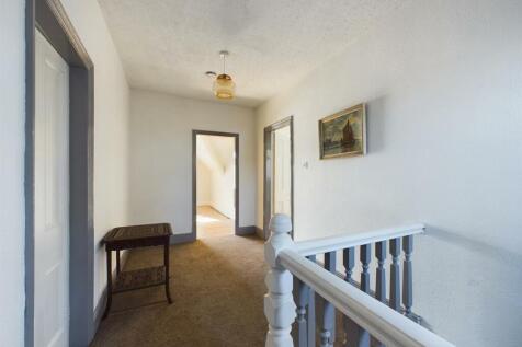 CAM03844G0-PR0084-STILL020.jpg