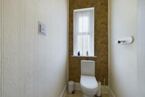 CAM03844G0-PR0084-STILL038.jpg