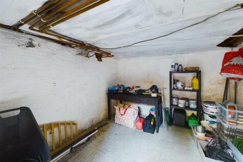 CAM03844G0-PR0084-STILL092.jpg
