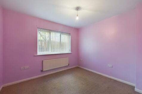 CAM03844G0-PR0113-STILL010.jpg