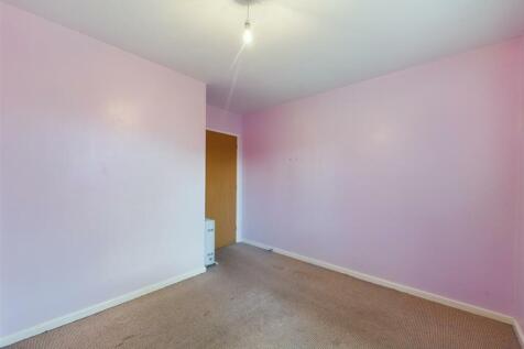 CAM03844G0-PR0113-STILL012.jpg