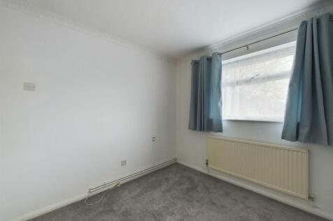 CAM03844G0-PR0114-STILL012.jpg