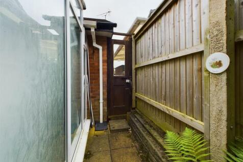 CAM03844G0-PR0114-STILL033.jpg