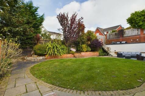 CAM03844G0-PR0125-STILL072.jpg