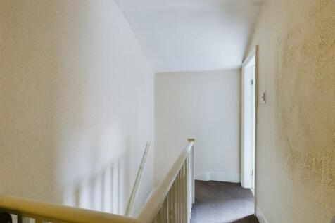 CAM03844G0-PR0159-STILL025.jpg