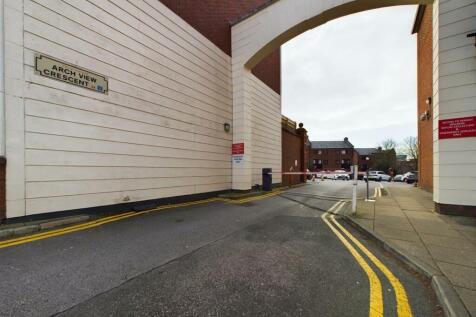 CAM03844G0-PR0170-STILL019.jpg