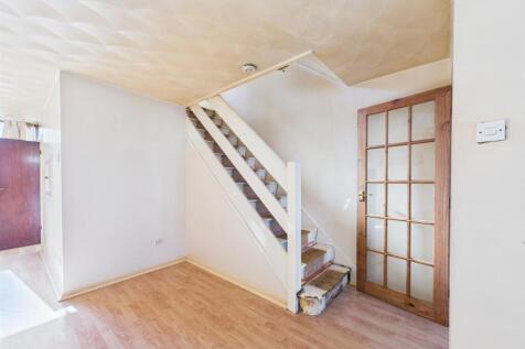 CAM03844G0-PR0232-STILL007.jpg