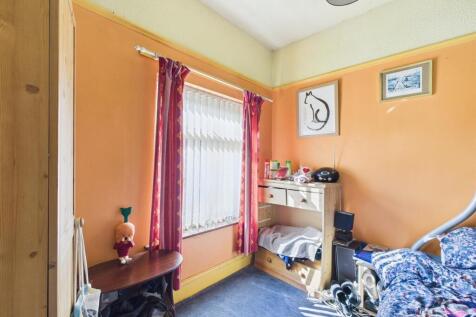 CAM03844G0-PR0243-STILL005.jpg