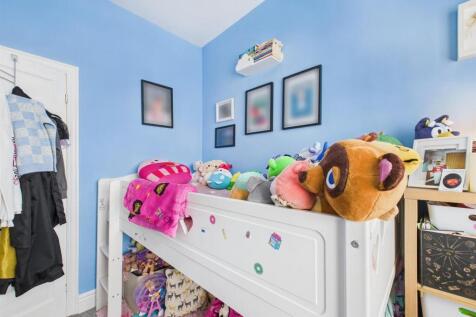 CAM03844G0-PR0245-STILL016.jpg
