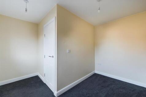 CAM03844G0-PR0015-STILL013.jpg