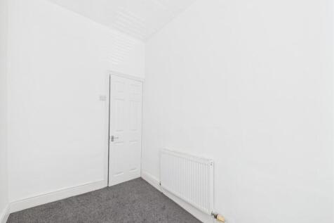 CAM03844G0-PR0279-STILL026.jpg