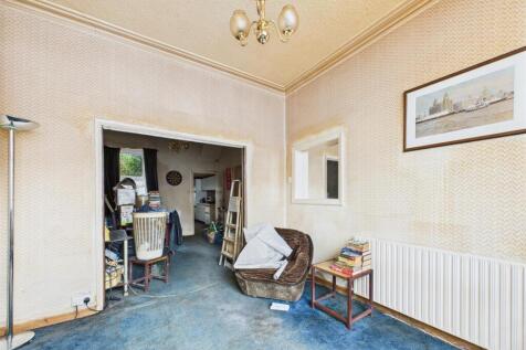 CAM03604G0-PR0059-STILL020.jpg