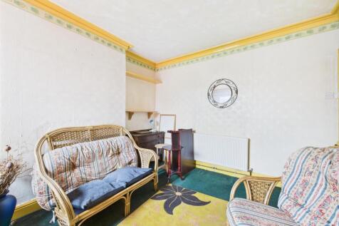 CAM03844G0-PR0316-STILL027.jpg