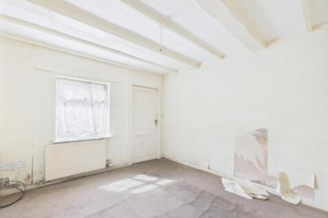 CAM03604G0-PR0103-STILL003.jpg