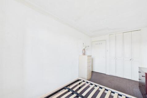 CAM03604G0-PR0119-STILL006.jpg
