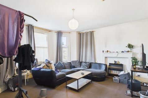 CAM03604G0-PR0133-STILL002.jpg