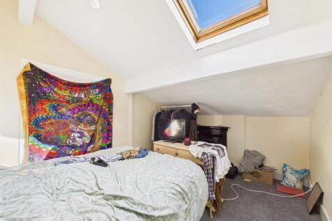 CAM03604G0-PR0110-STILL009.jpg