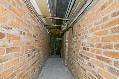 CAM03844G0-PR0276-STILL002.jpg